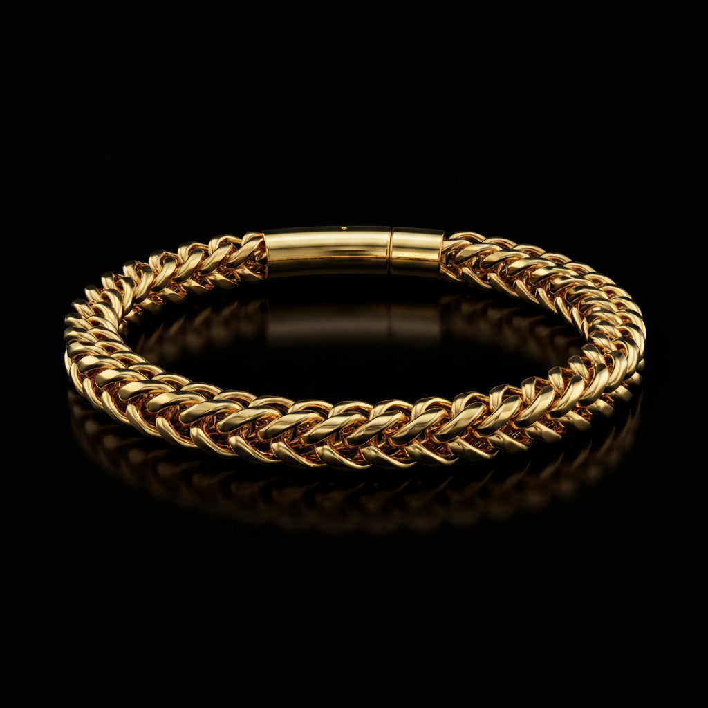 Royal Cuban Link Bracelet with magnetic lock – length 8.12 inch and width 6 mm