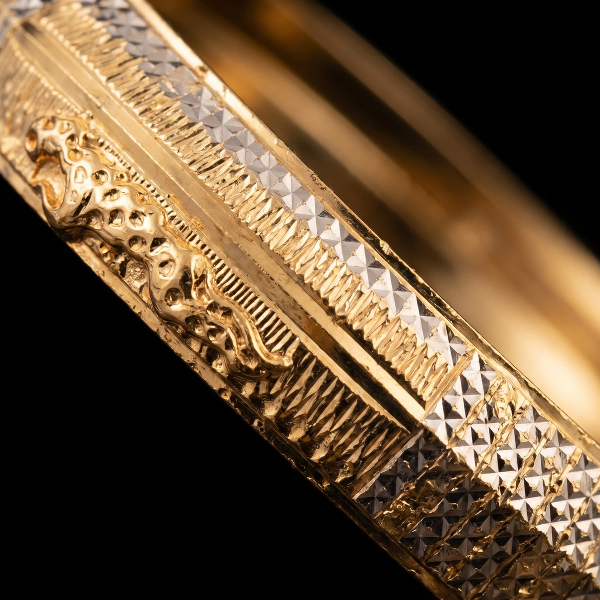 Jaguar Royal Texture Kada | IGB Coating on a Brass base looks 24k Gold