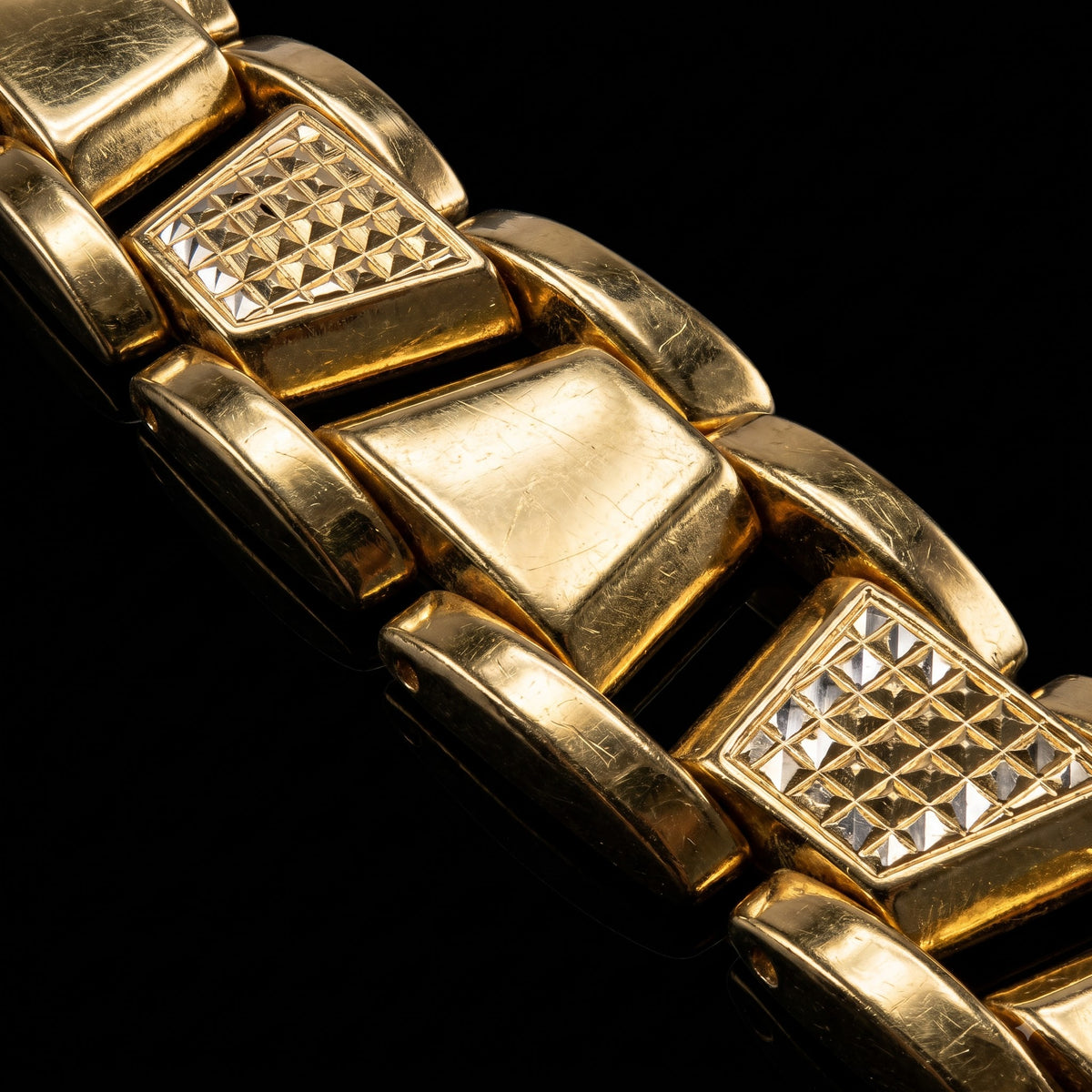 Geometric Textured Link Bracelet | Length 8.3 inch | Width 12 mm